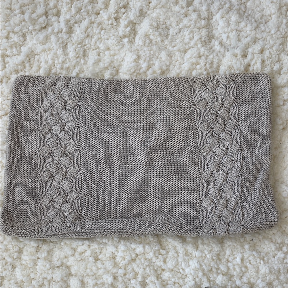 Restoration Hardware Cable Knit Pillow Cover in Soft Gray